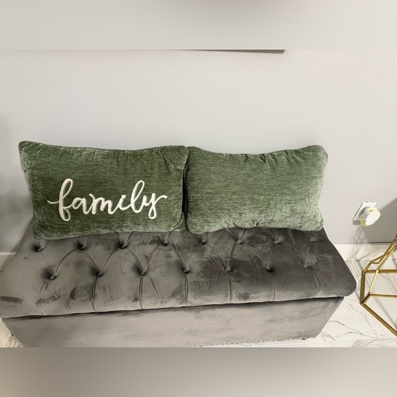 Bundles - Velvet Pillow for decoration - Picture 2 of 2